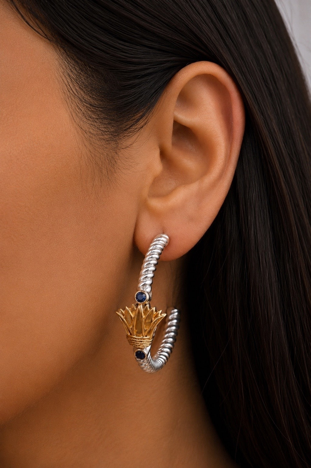 Lotus hoop