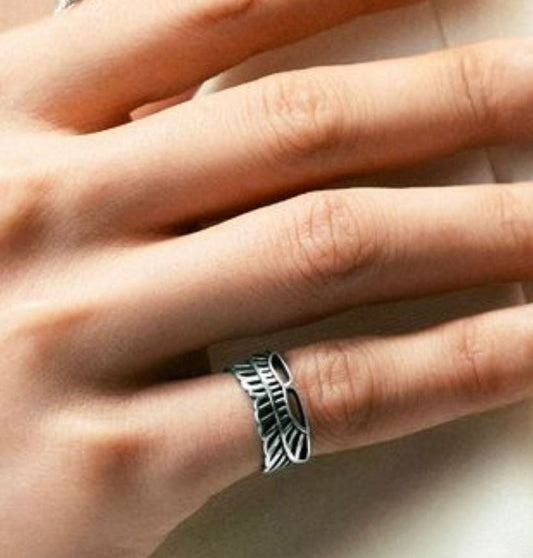 Wing Pinkie Ring
